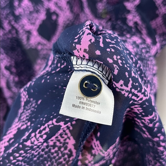 A.n.a Womens Blouse LT Purple Snake Pattern Long Sleeve Chic Sheer Office Wear - Picture 4 of 10